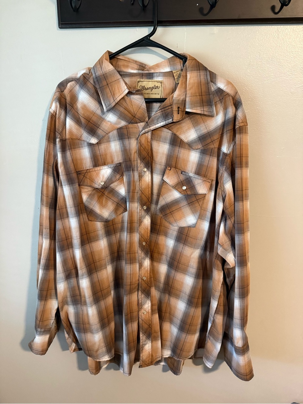 Wrangler Plaid Button-Down Shirt in Brown and Cream